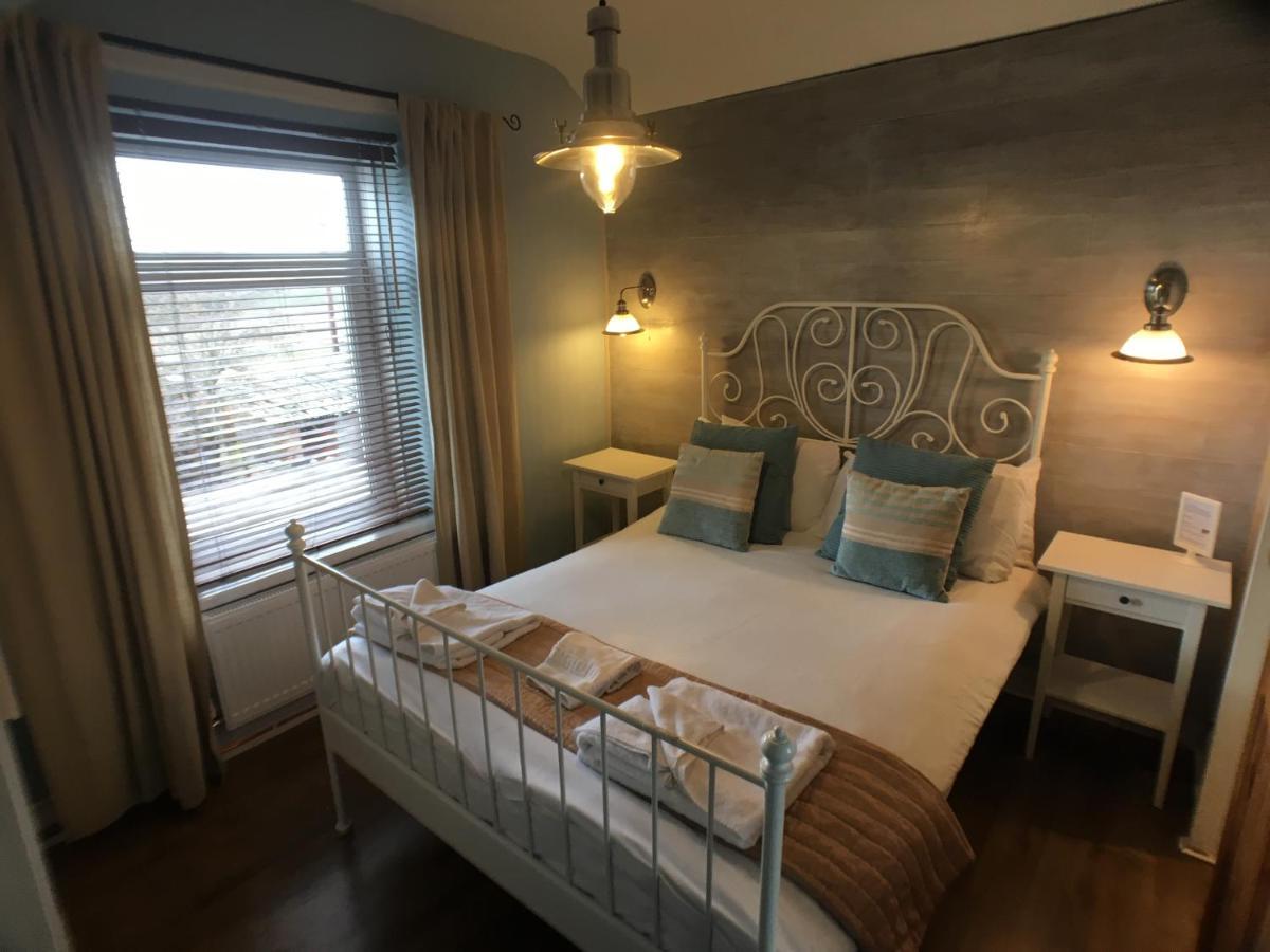 Ty Rosa Rooms Кардиф Екстериор снимка