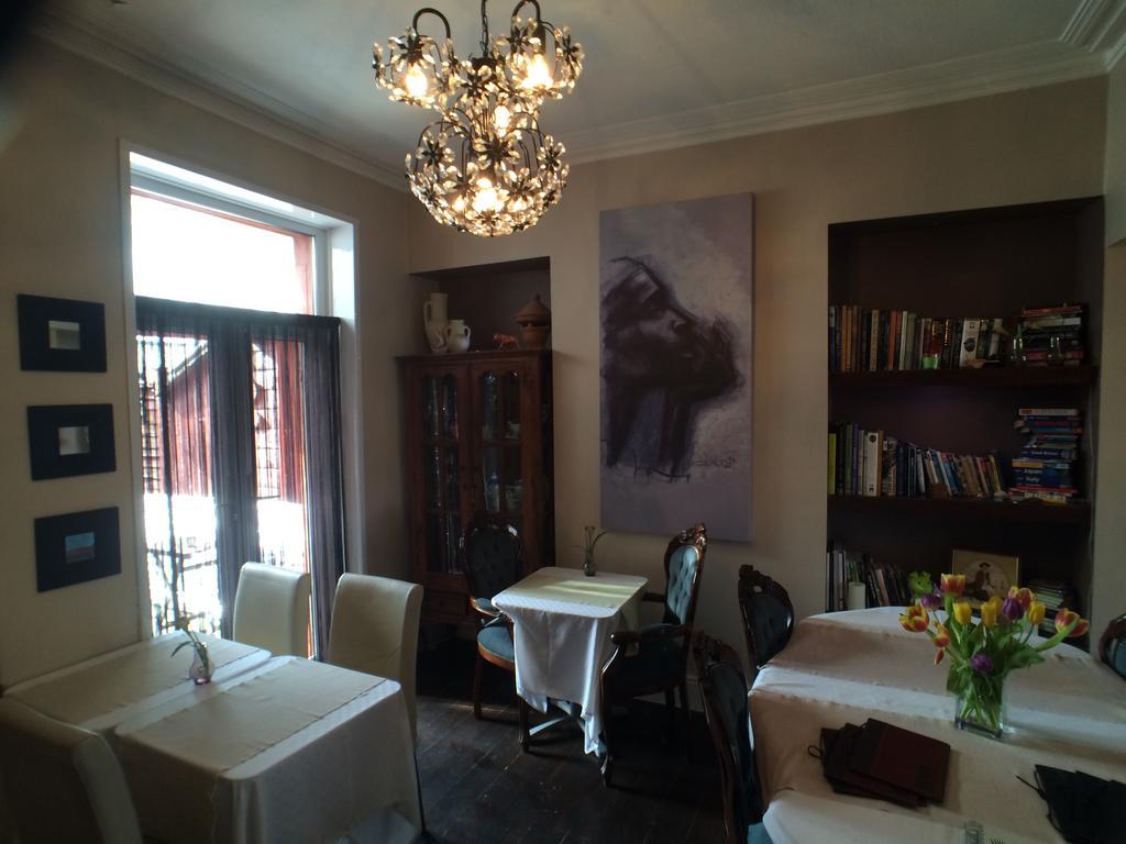 Ty Rosa Rooms Кардиф Екстериор снимка